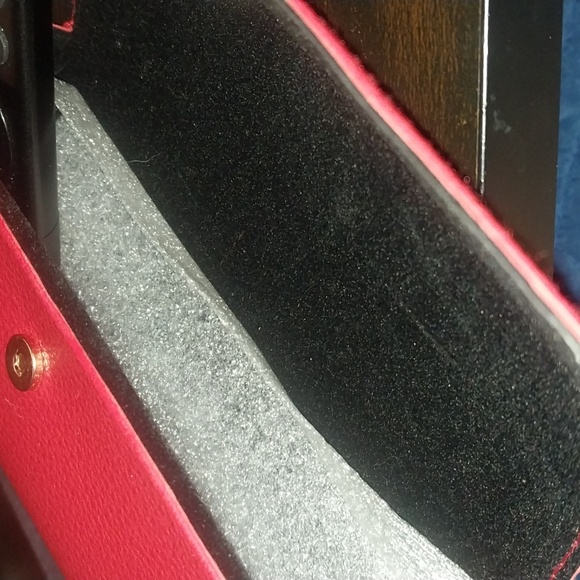 Guess sun/glasses case - Picture 5 of 9